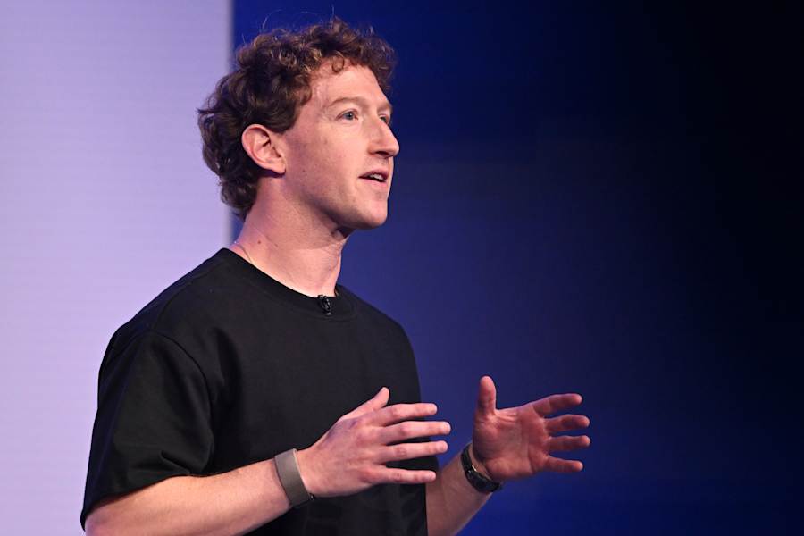 Tech CEOs increasingly publish AI manifestos on artificial intelligence