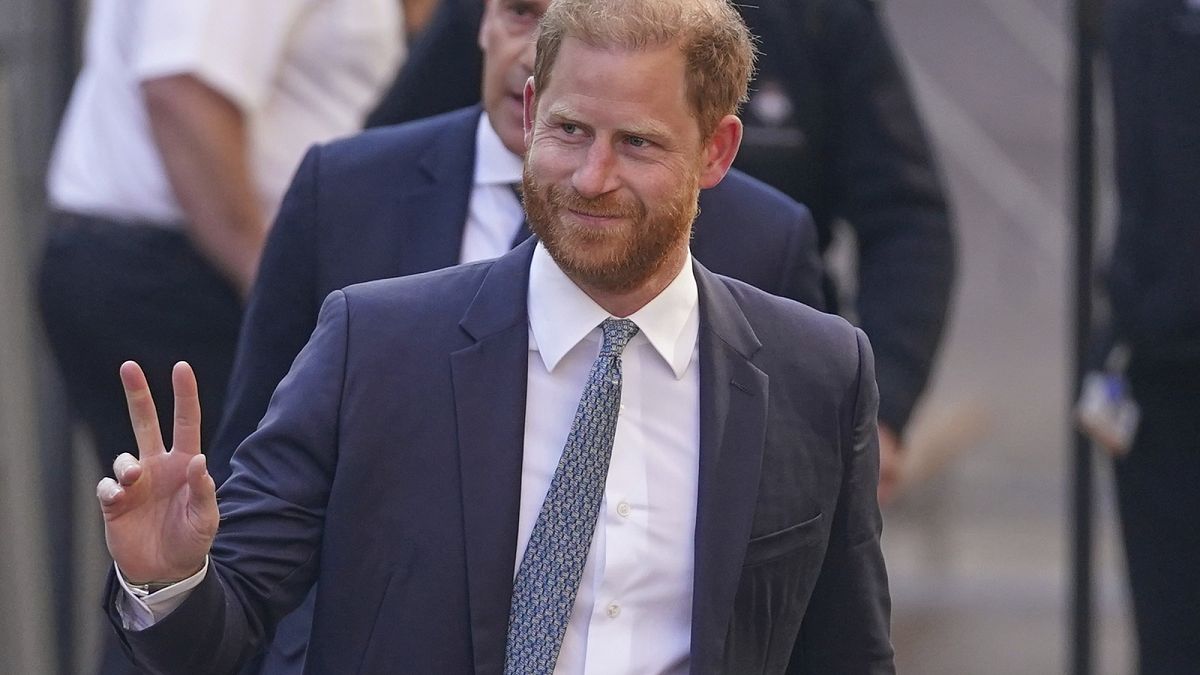Prince Harry Calls for Royal Reconciliation Amid Ongoing Family Rift