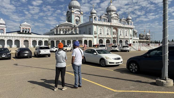 Stabbing at Canadian Sikh Temple Injures Two, Suspect Detained