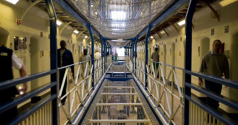 UK to confine high‑risk offenders to small zones after release
