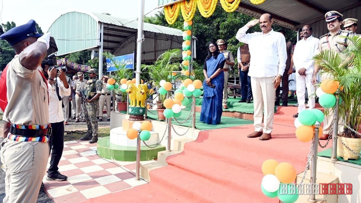 Andhra Pradesh minister calls on fresh constables to prioritize public trust
