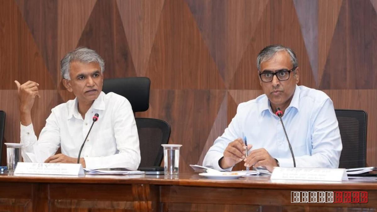 Bangalore authority plans lake restoration and relocation of over a hundred bus stops
