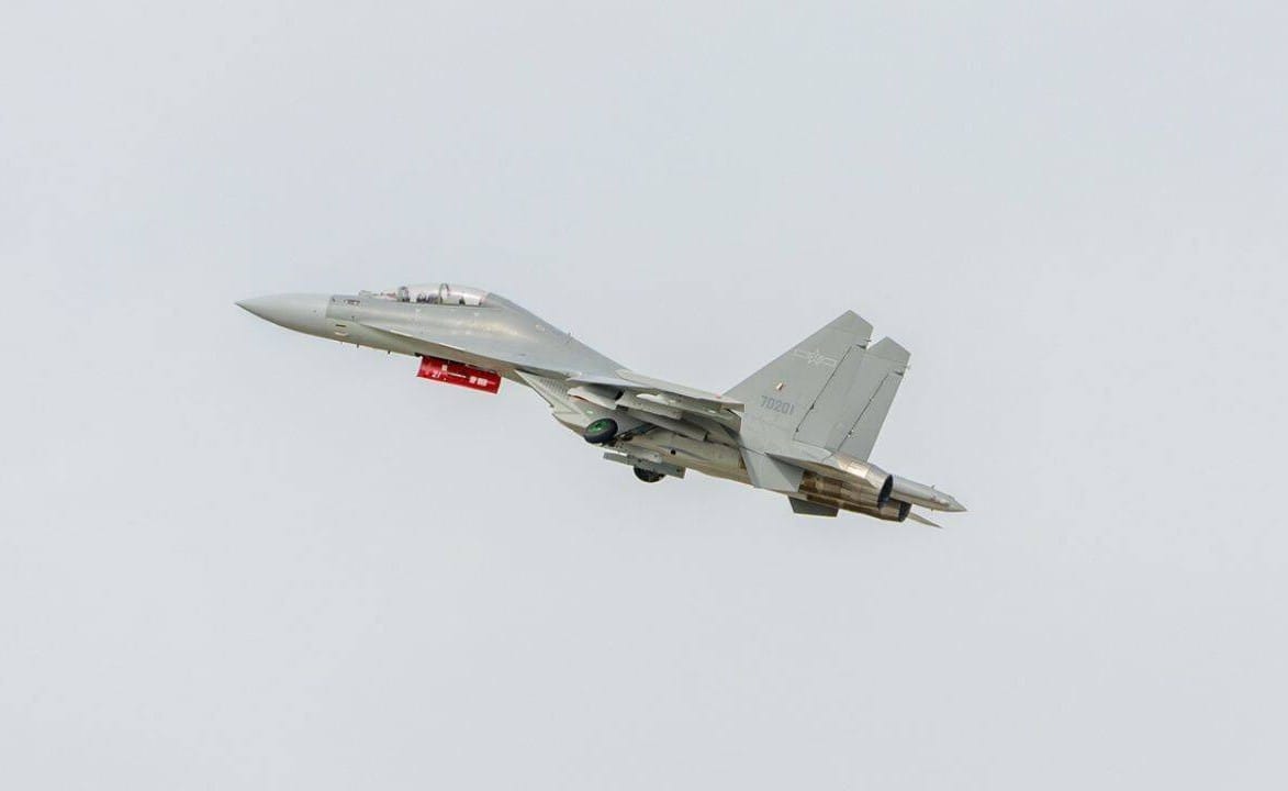 China’s J-16 Jets Test Egyptian Rafales in Simulated Skirmish, Prompting Indian Interest