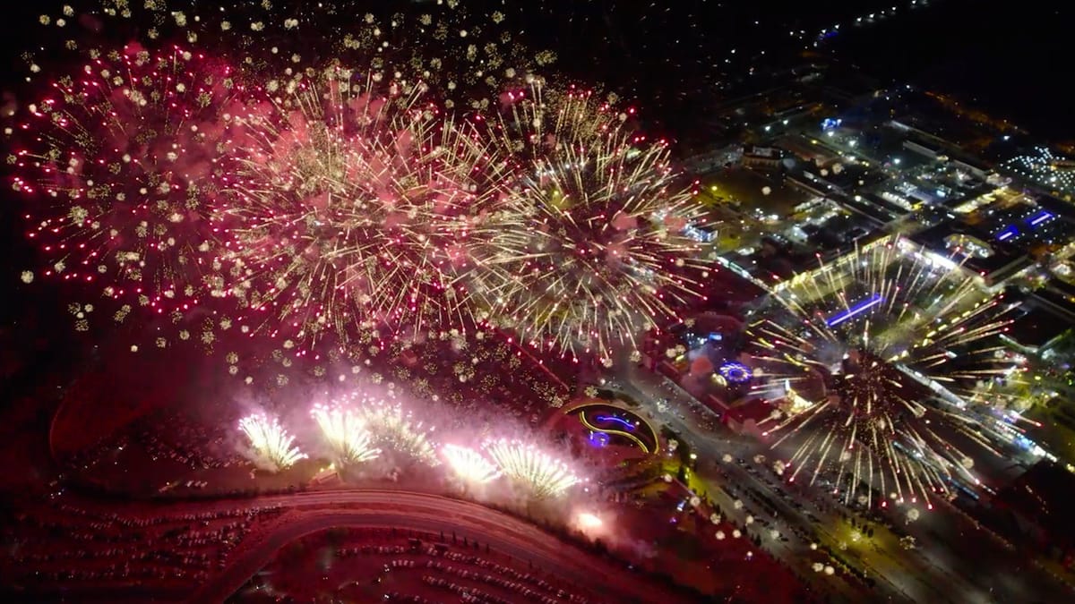 Damascus dazzles with fireworks as International Fair kicks off