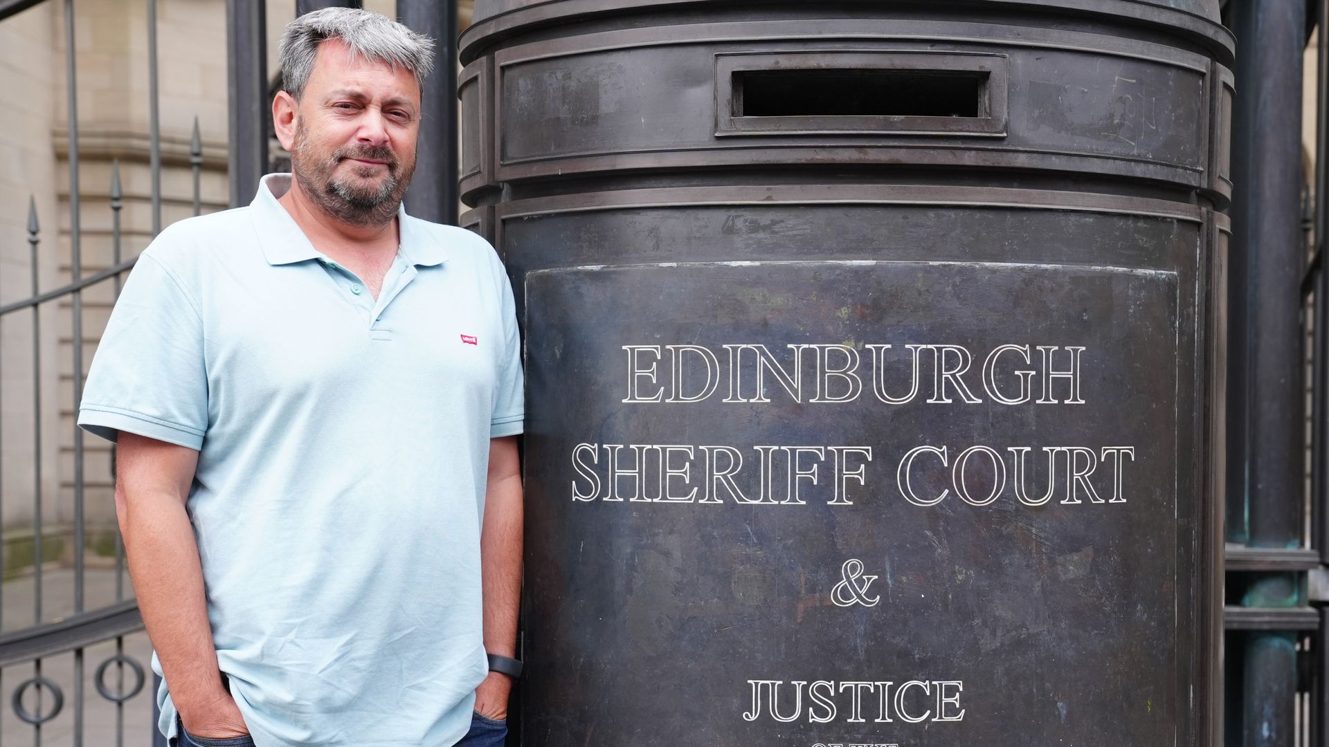 Edinburgh Festival Fringe venue admits discrimination against Jewish comedian Philip Simon