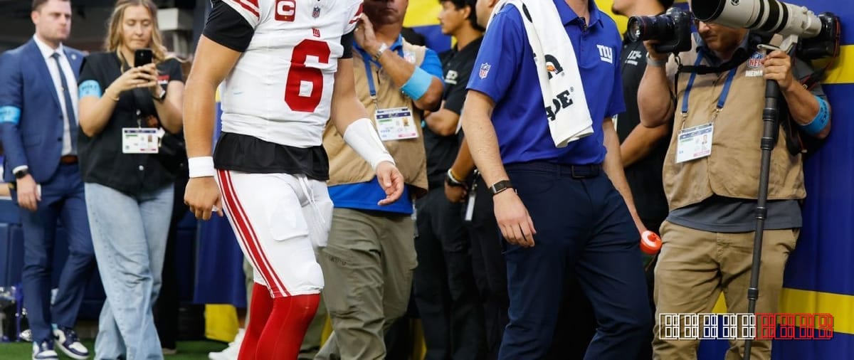 Giants lose rookie quarterback Jaxson Dart to knee injury during Monday Night clash