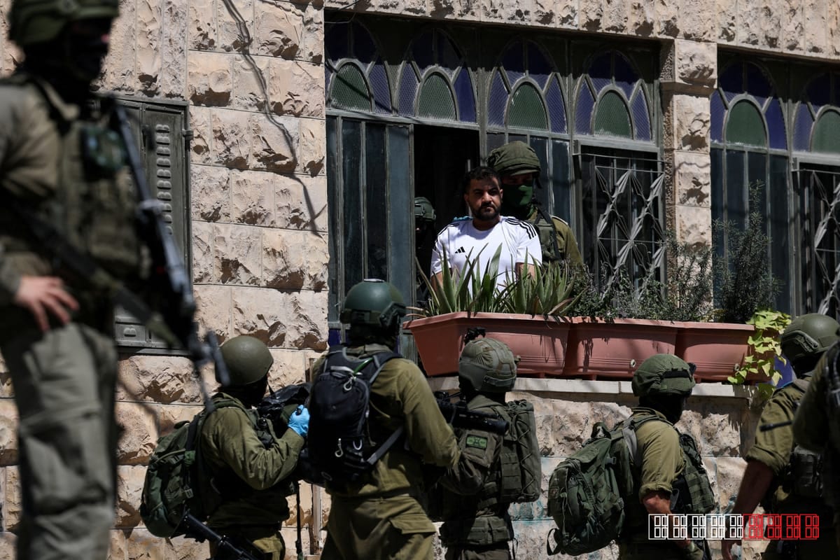 Hundred Palestinians Detained as West Bank Violence Persists