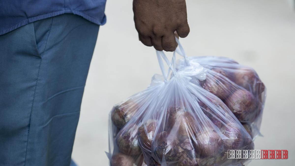 India pushes 4,000 tonnes of buffer onions to 17 cities to ease price surge