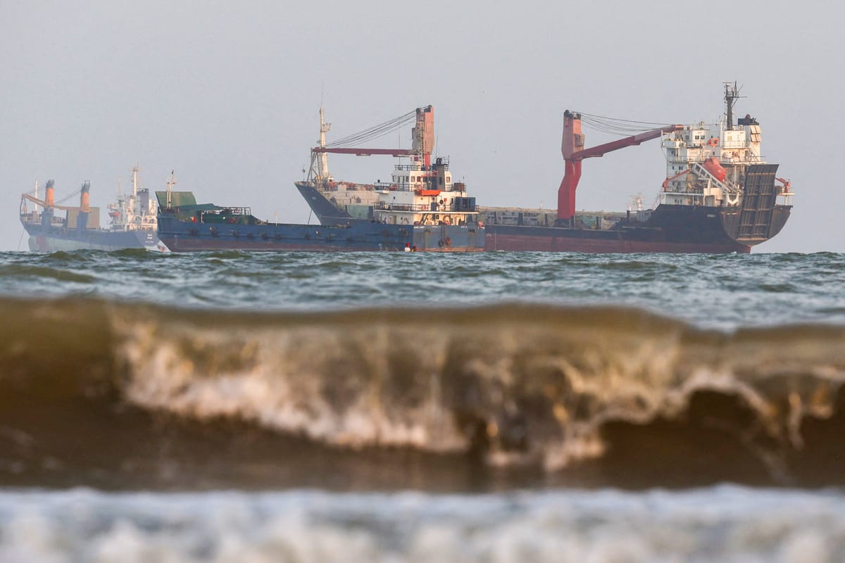 Iran asserts control over Hormuz traffic amid tensions, while Qusra faces settler siege