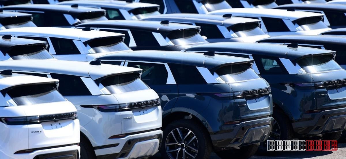 Jaguar Land Rover announces 4,000 redundancies as electric shift intensifies