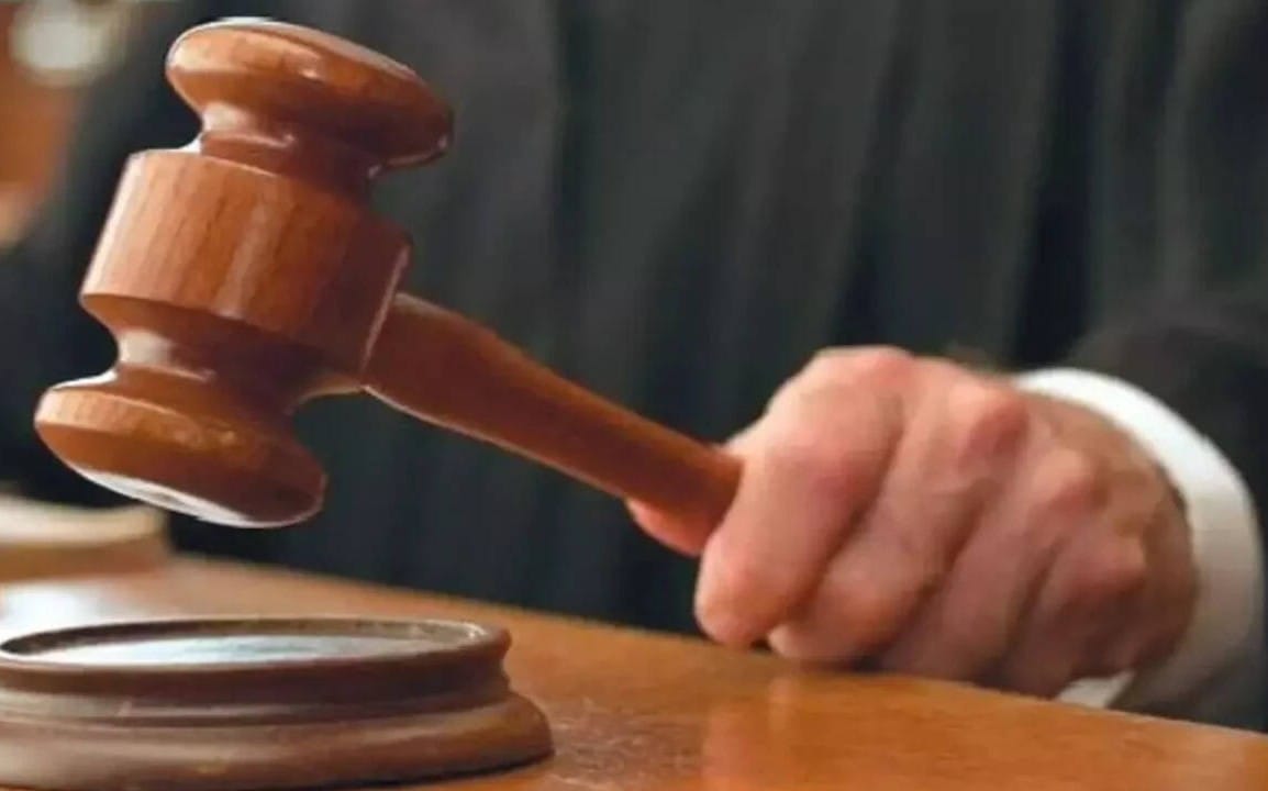 Jammu High Court orders reinstatement of bank employee dismissed over social media hashtag