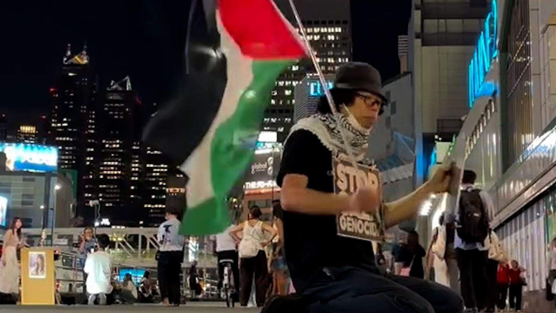 Japanese human‑rights advocate stages continuous protests over Gaza conflict
