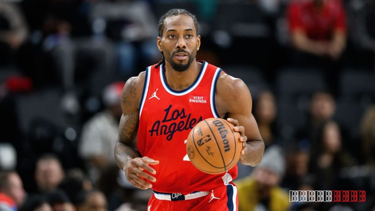 Leonard heads to Toronto as Clippers finalize trade after league review