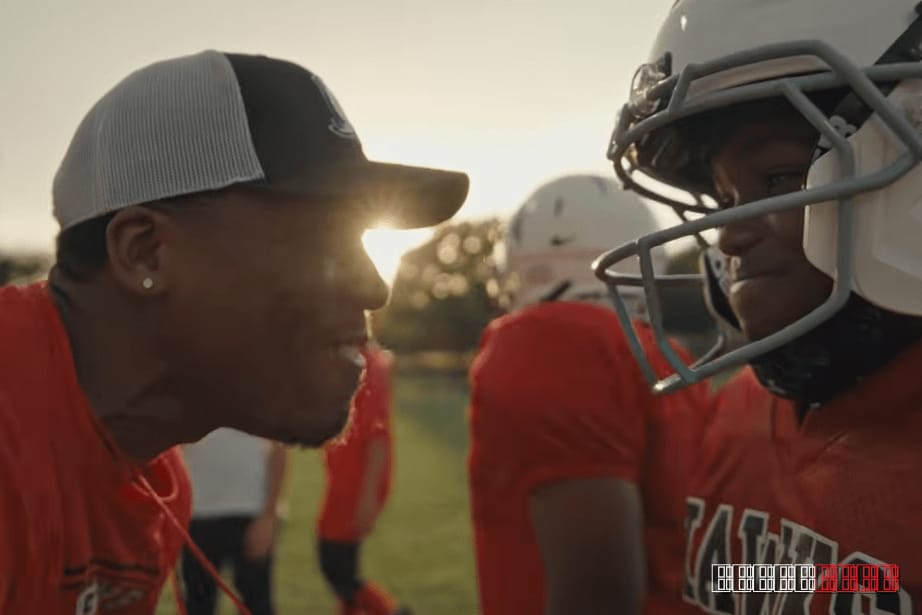 Netflix enlists Friday Night Lights creator Peter Berg to open NFL livestreams, Kyle Chandler narrates debut