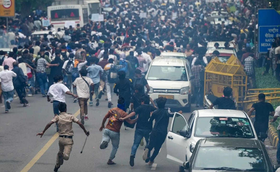 Parliamentary panel debates police response to NEET student protests