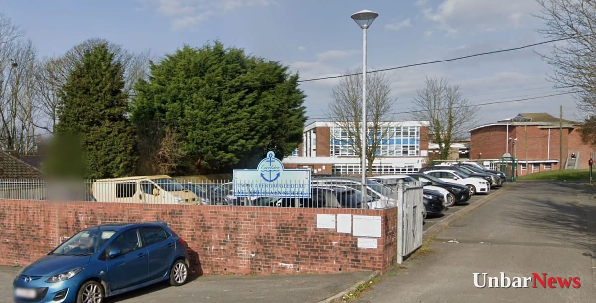 Pembrokeshire teen receives four‑and‑a‑half years for stabbing teacher