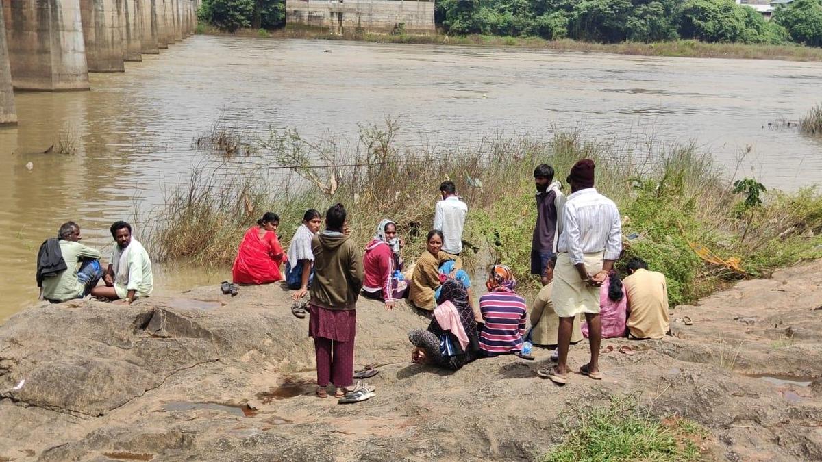 Rescue teams save two children after mother and three kids plunge into Karnataka's Tunga River