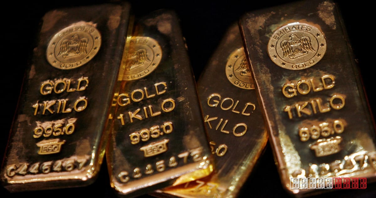 Rising oil and a firmer dollar drive gold to seven‑week trough