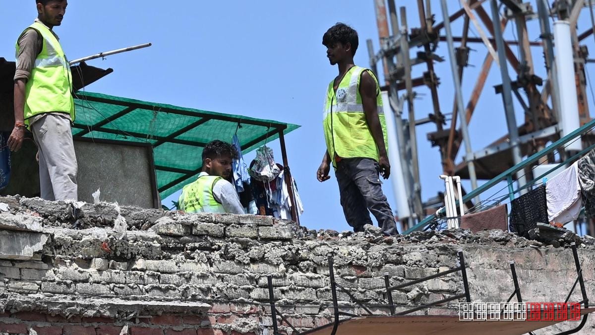 Supreme Court weighs transfer of Satya Niketan collapse case amid safety probe