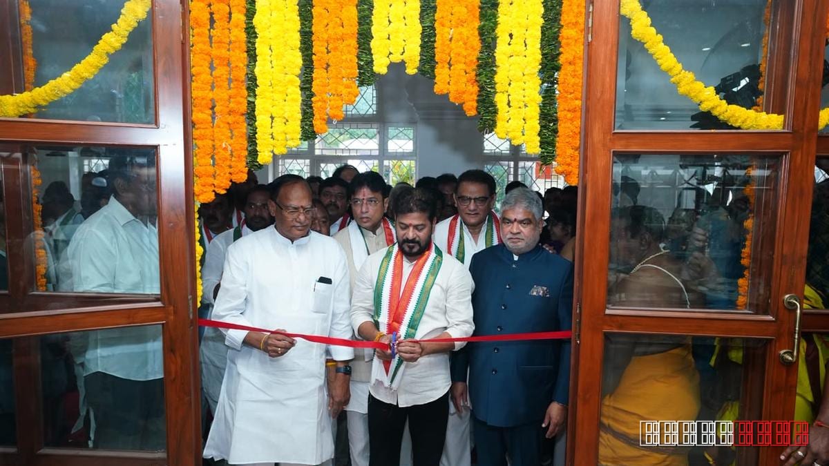 Telangana chief minister opens new central hall named after former speaker