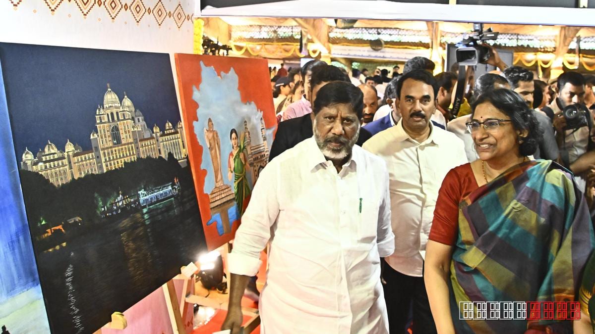 Telangana to Issue Weekend Travel Vouchers for Hyderabad’s IT Workforce
