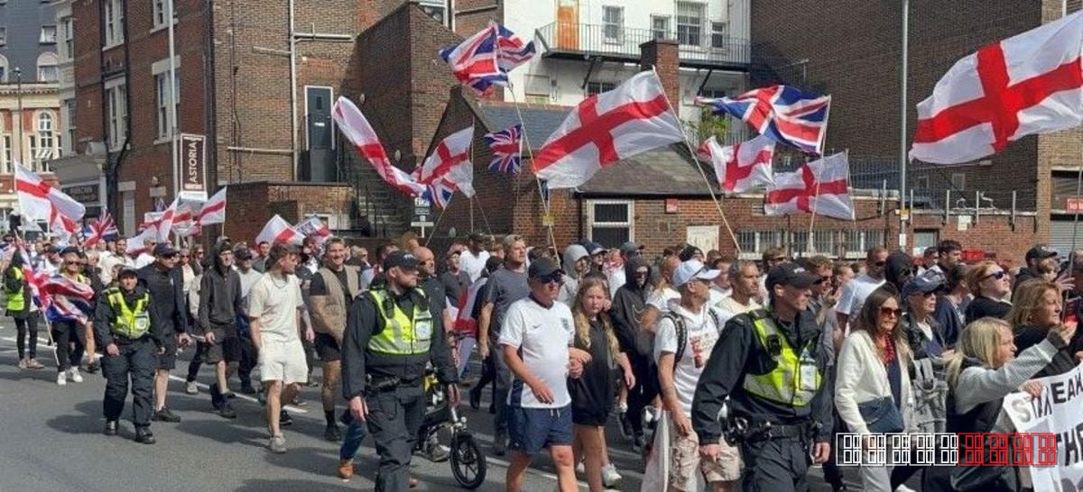 Three detained as opposing groups clash in Portsmouth amid new protest rules