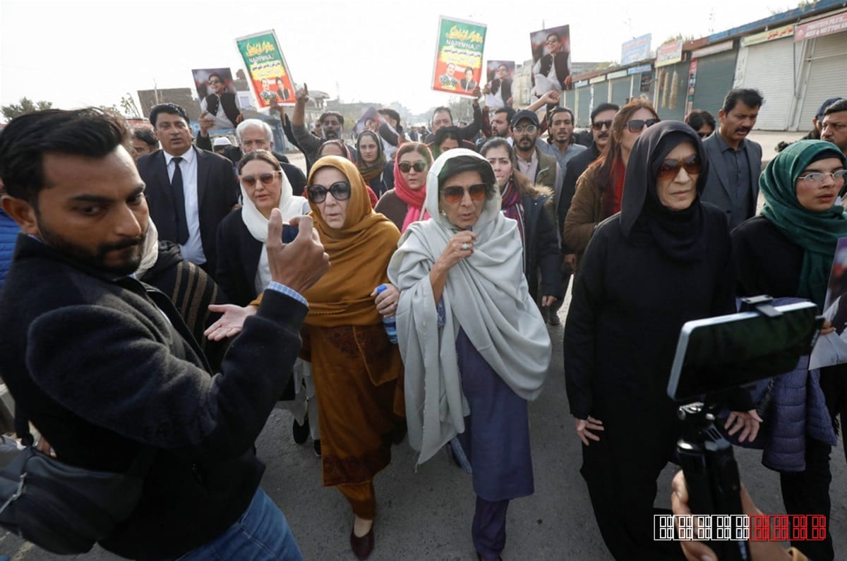 Three of Imran Khan’s sisters reportedly held in Lahore before planned rally