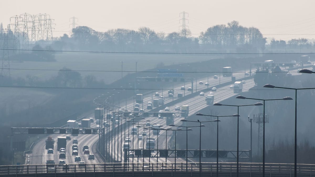 UK launches free nationwide air‑pollution alert service