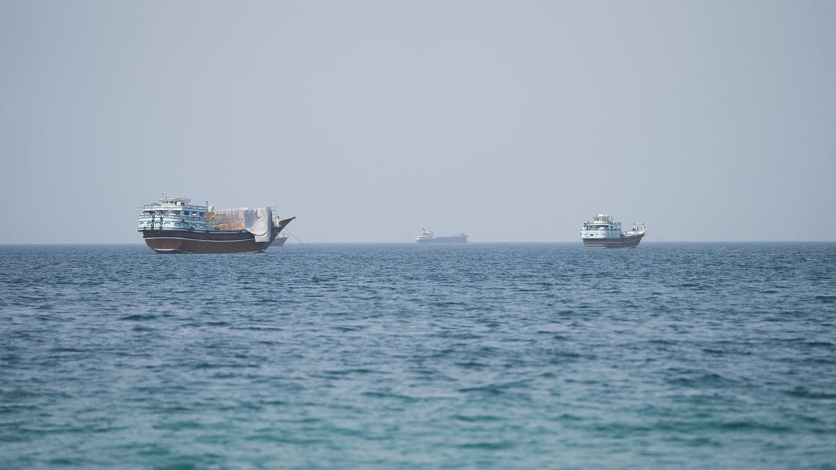 US military action hits Iran's Lark Island, IRGC reports casualties