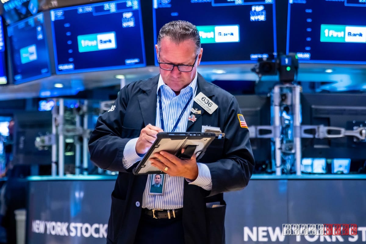 US Treasury rates climb as inflation concerns fuel global bond sell‑off